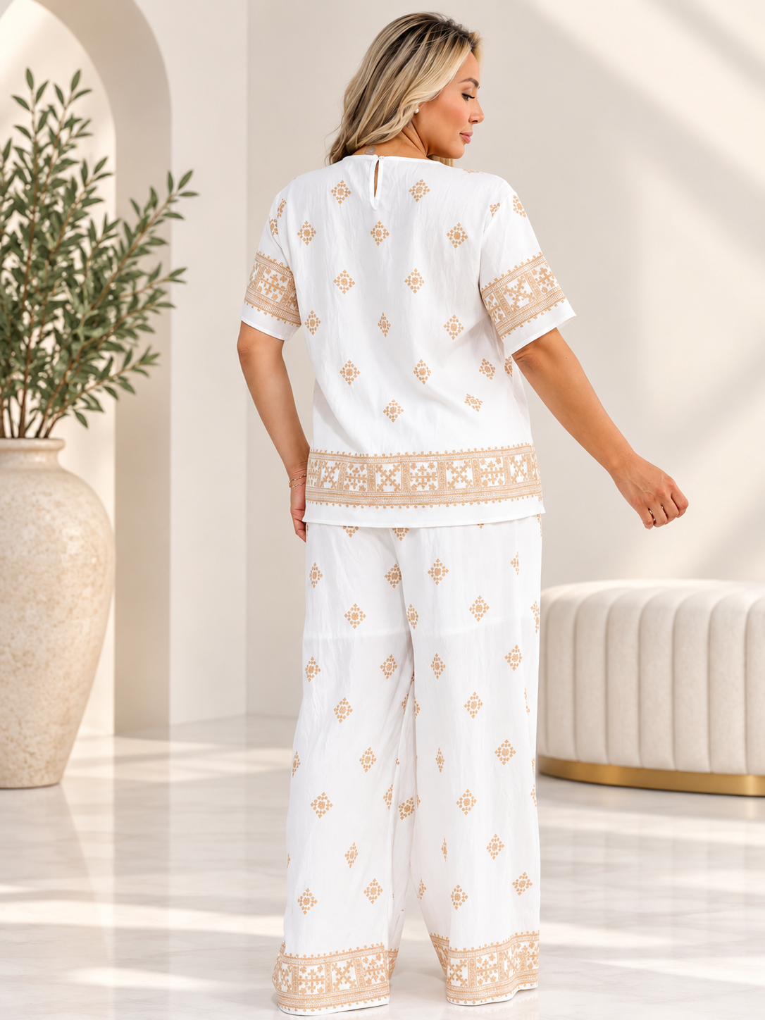 PLUS SIZE SHORT SLEEVE BLOUSE & ELASTIC WAIST PANTS MULTI PRINT 2PC SET